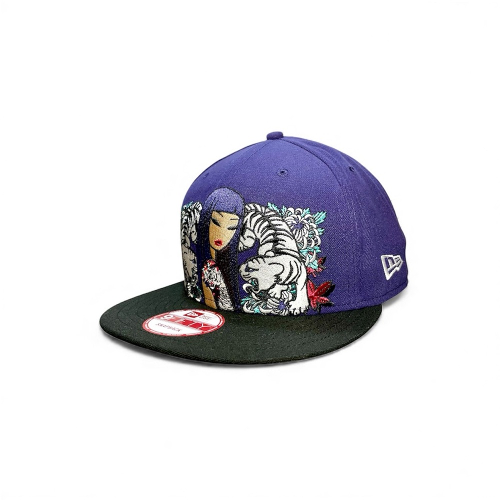 New Era 9FIFTY Tokidoki Snapback Cap Purple Hat Dual Tiger Sexy Asian Girl NWOT - Picture 2 of 7